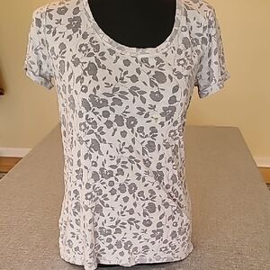 LOFT Cream Fitted Short Sleeve Tee